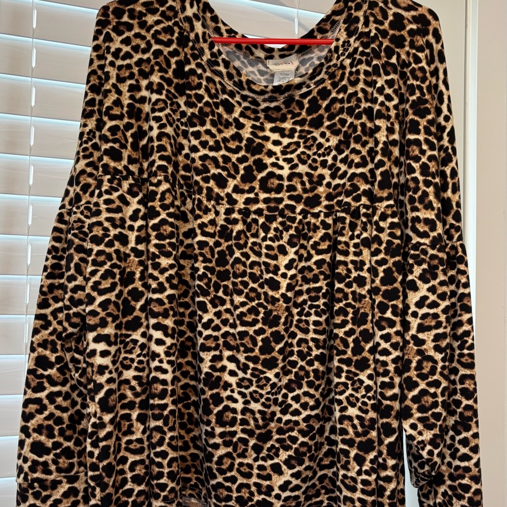BiBi Brown and Black Long Sleeve Leopard Relaxed Blouse